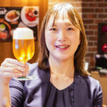 塩見なゆは独身？結婚や彼氏の真相と、マツコも驚く「酒場案内人」としての今後の展望