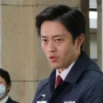 吉村洋文の家系図と両親の仕事とは？兄との絆や78万円の予備校代が物語る深い家庭愛