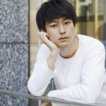 山本直寛の経歴と家族の全貌！早稲田卒の知性と生活を彩る嗜好品まで徹底解説